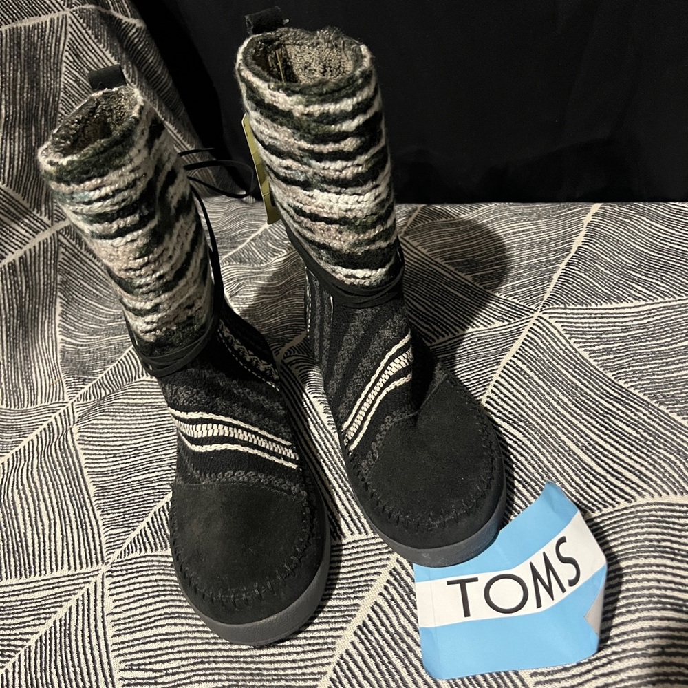 TOMS Black Suede Leather & Textile Mix NEPAL Boots Women’s
